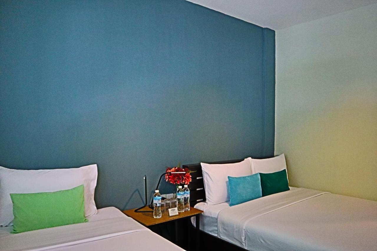 Baan Wangderm Hotel バンコク都 エクステリア 写真
