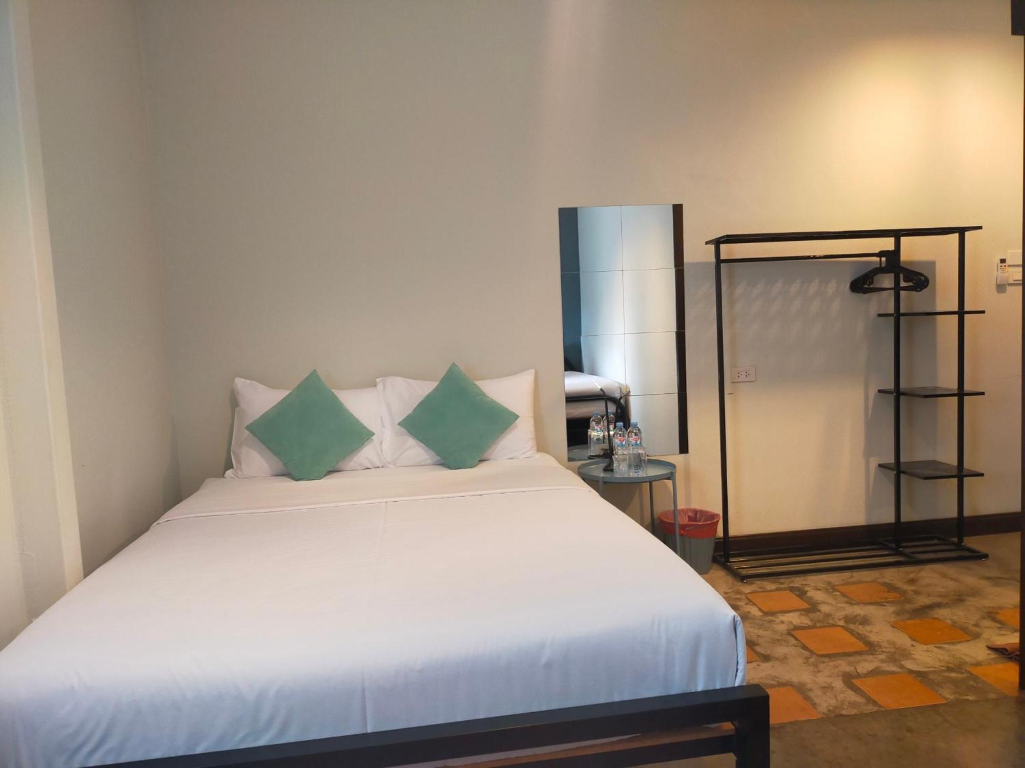 Baan Wangderm Hotel バンコク都 エクステリア 写真