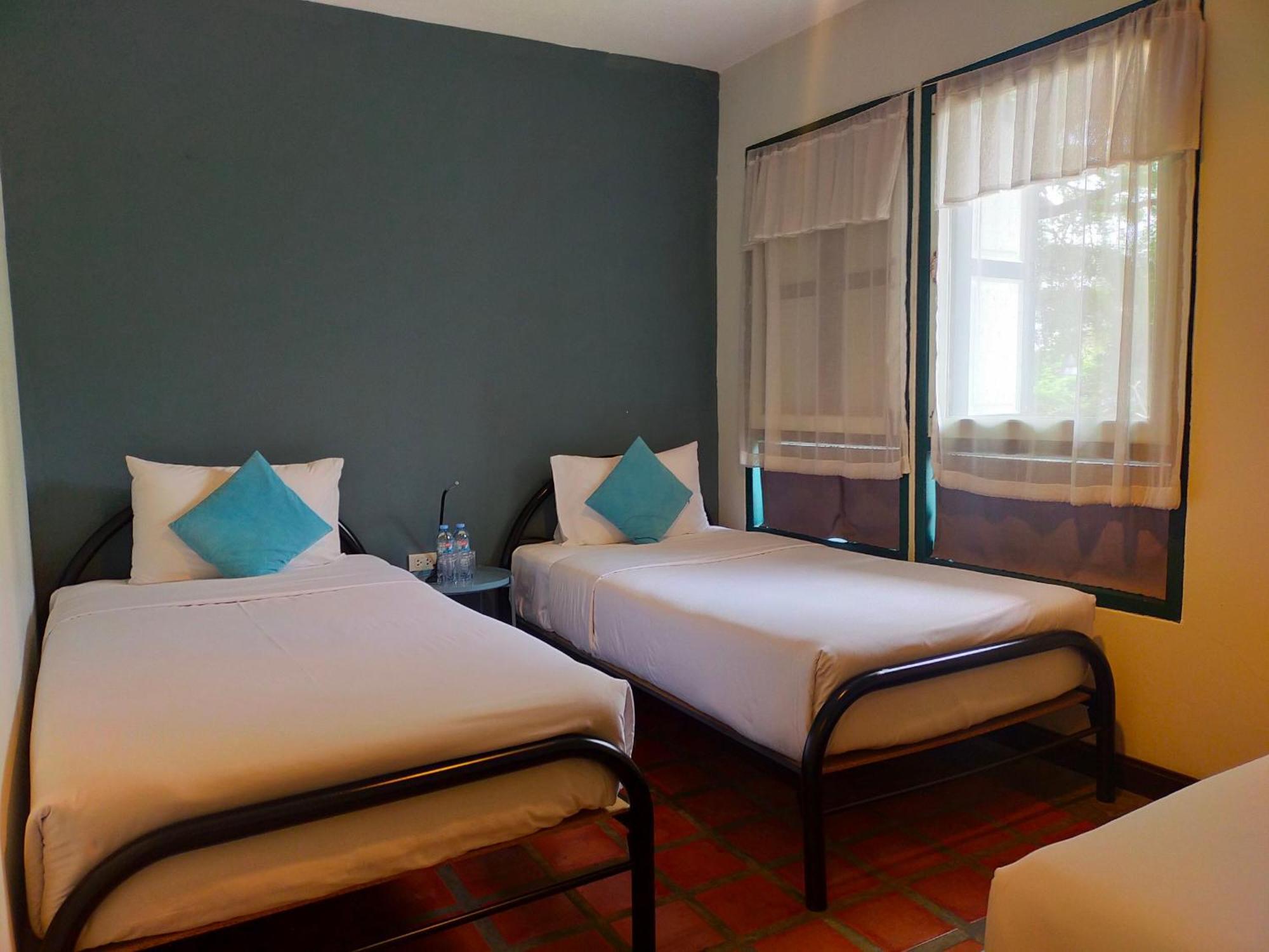 Baan Wangderm Hotel バンコク都 エクステリア 写真